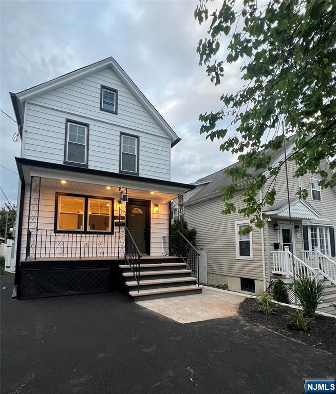 Lodi, New Jersey 07644, United States, 3 Bedrooms Bedrooms, ,2 BathroomsBathrooms,Residential,Active,168421 Lodi, New Jersey 07644, United States, 3 Bedrooms Bedrooms, ,2 BathroomsBathrooms,Residential,Active,168421