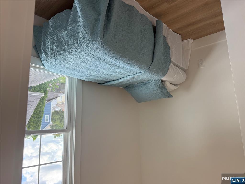 Lodi, New Jersey 07644, United States, 3 Bedrooms Bedrooms, ,2 BathroomsBathrooms,Residential,Active,168421