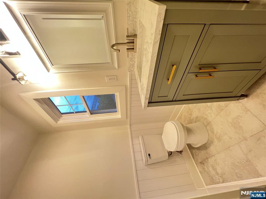 Lodi, New Jersey 07644, United States, 3 Bedrooms Bedrooms, ,2 BathroomsBathrooms,Residential,Active,168421