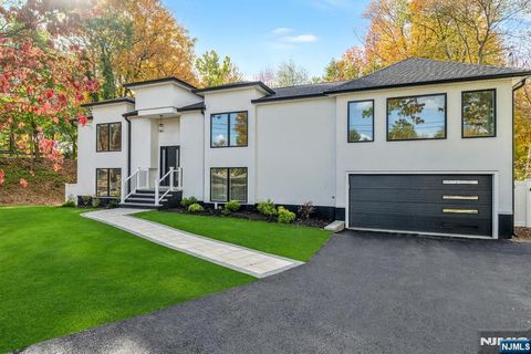 10 Garden Court Twp of Washington NJ 07676