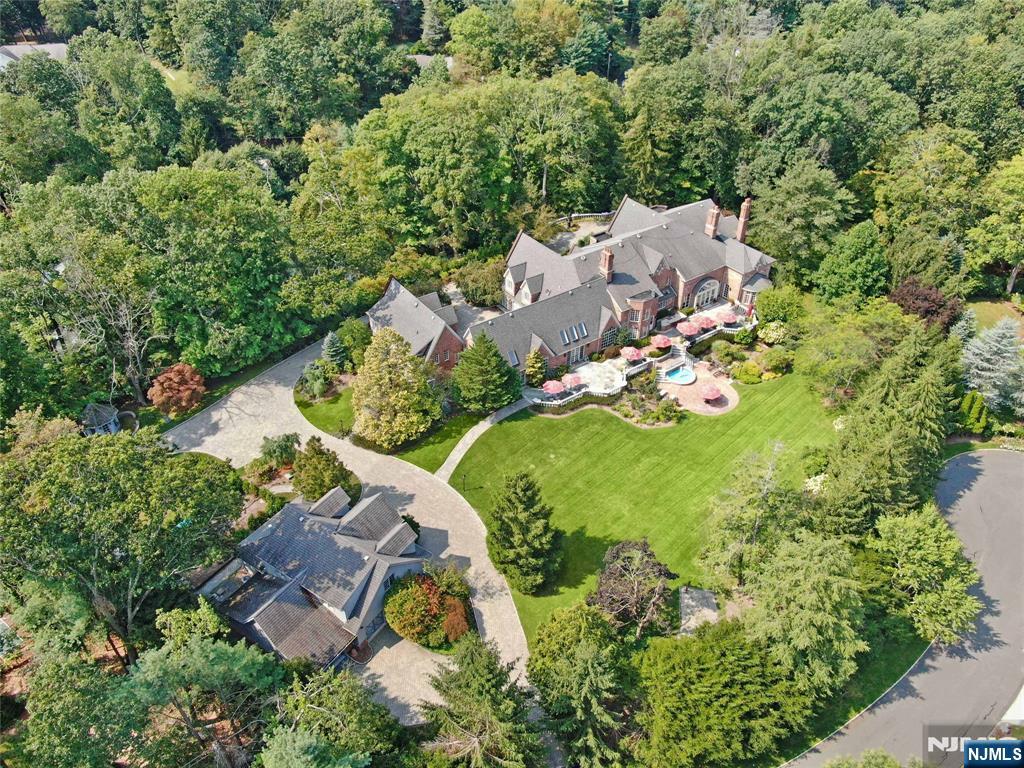 1055 High Mountain Road