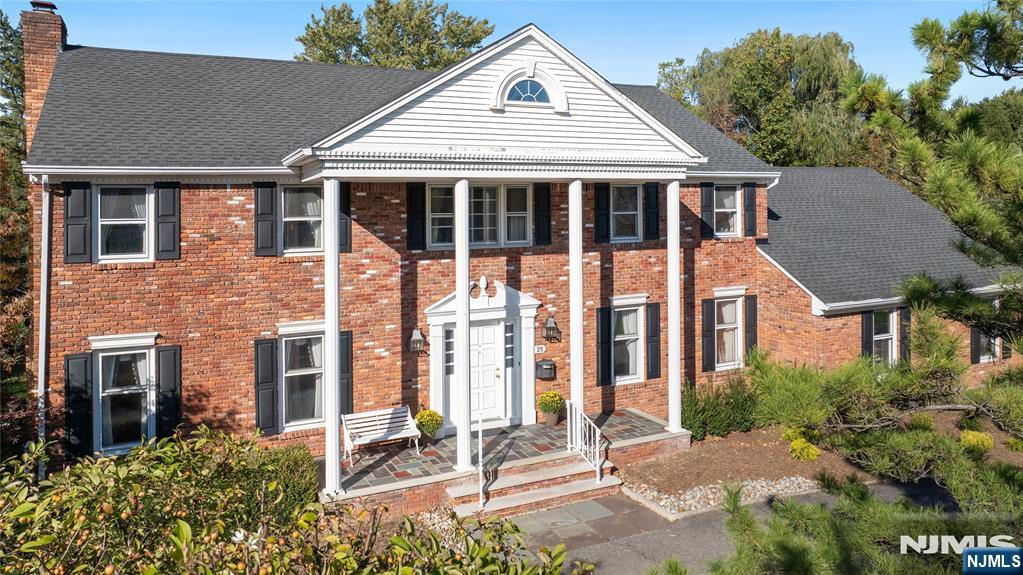 25 Paddock Road
