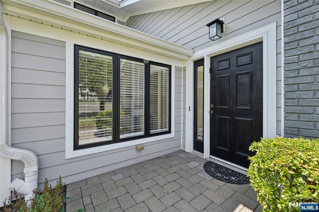 461 Tenafly Road