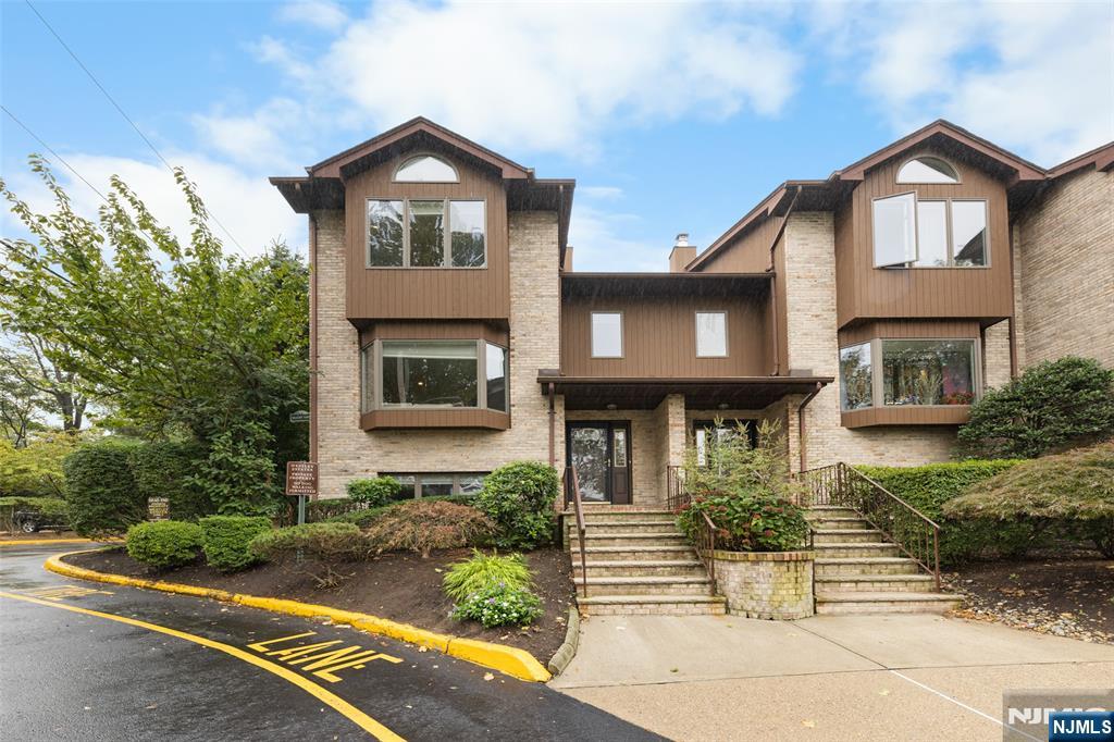 1 Westley Lane