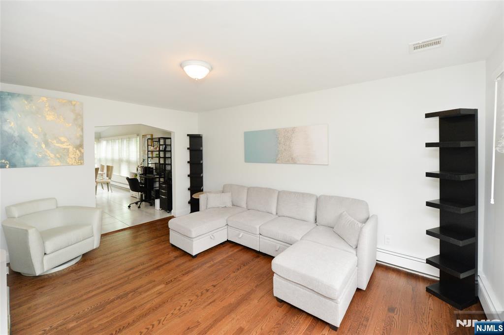 39-22 Vanore Drive