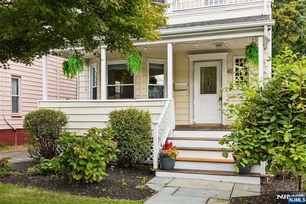 41 N Willow Street