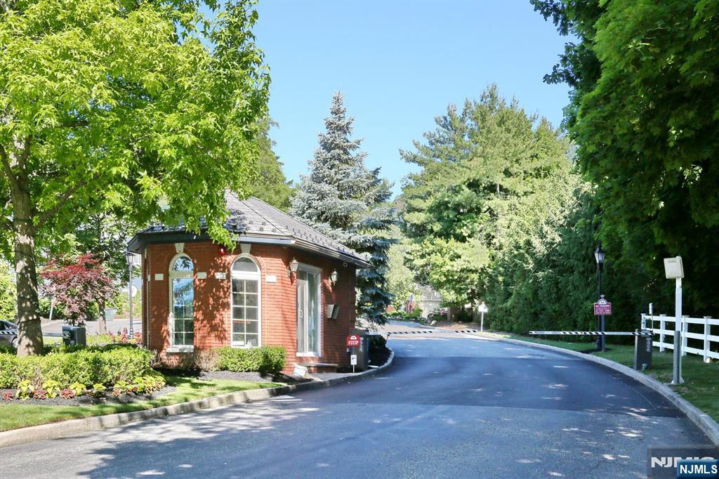 379 Cambridge Drive