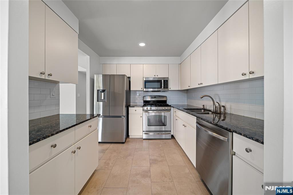 301 Ellery Court
