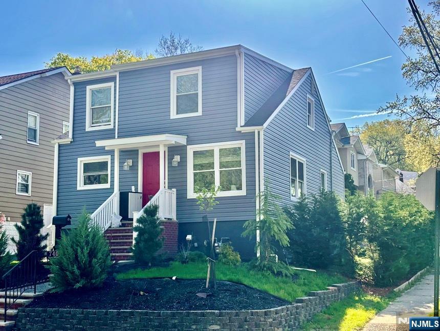 Rental Property at 740 Bruce St, Ridgefield, New Jersey - Bedrooms: 4 
Bathrooms: 3 
Rooms: 7  - $4,500 MO.