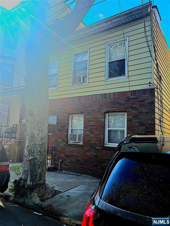 Property for Sale at 94 Napoleon Street, Newark, New Jersey - Bedrooms: 5 
Bathrooms: 3 
Rooms: 9  - $725,000