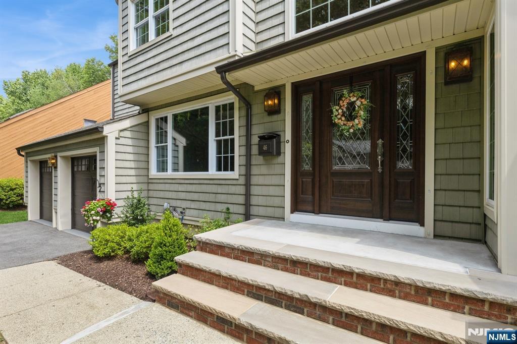 46 Eastbrook Drive