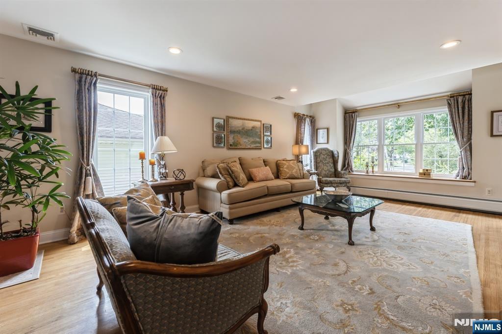 46 Eastbrook Drive