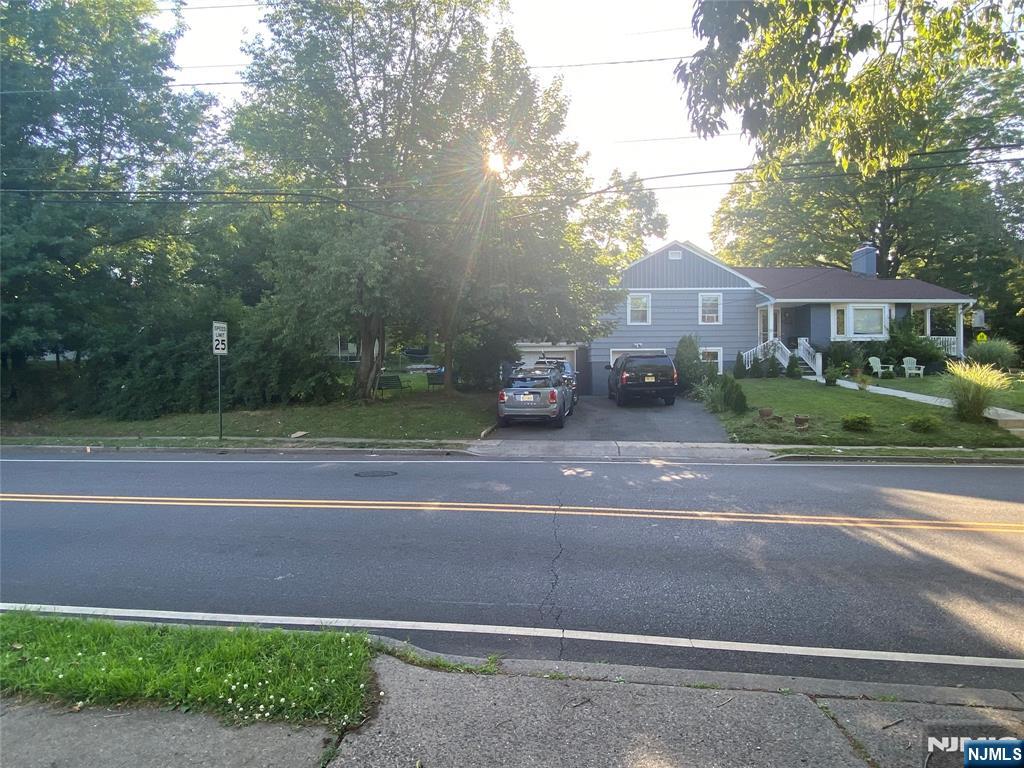53 Boyden Avenue