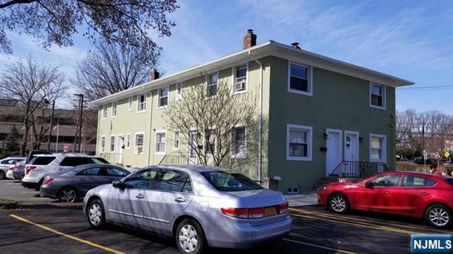 Renovated 1 bedroom apartment on 2nd floor, Hardwood floor throughout, Newer Bathroom, Newer Kitchen w/ Granite Counter Tops, 1 parking space included, Located in the North Englewood Cliffs, Washer and Dryer on site. Easy commute to NYC transportation.