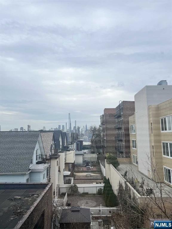 4810-4812 Park Avenue 7