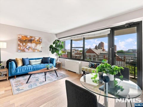 Photo of 135 Montgomery Street #8B, Jersey City, NJ 07302 (MLS # 26040058)
