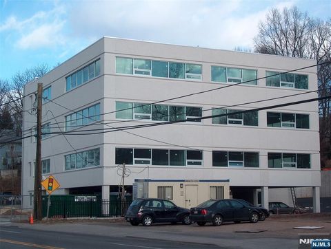 725 Grand Avenue 205 Ridgefield NJ 07657