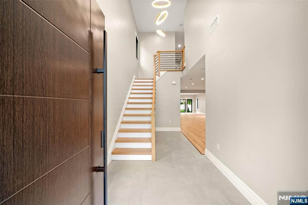 12 Spruce Street