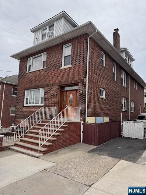519 73rd Street North Bergen NJ 07047