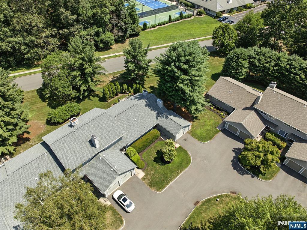 106 Hopkins Court