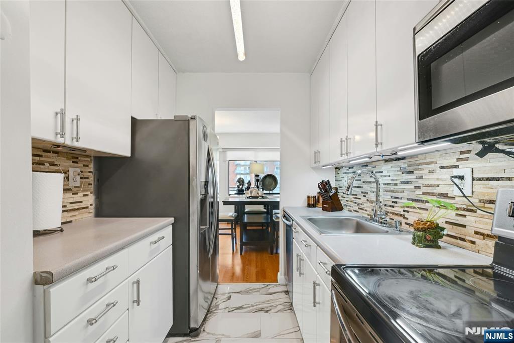 125 Prospect Avenue 11G