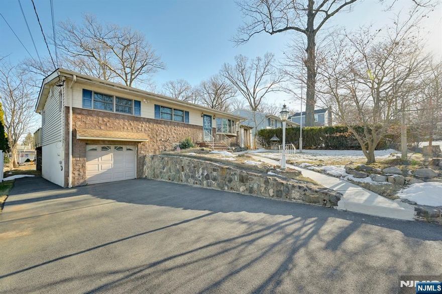 This Dogwood section ranch is sure to please. Beautiful hardwood floors throughout, vaulted ceilings, rich woodwork, sparkling white kitchen w/new appliances and updated full bath! Primary suite w/ha bath. Full Bath in basement. Huge deck overlooking the lovely yard with seasonal mountain views. No smoking/No pets. Tenant resp for utilities, lawn maintenance and snow removal and first $200 of ea repair. Tenant resp. for 1st mo rent/1.5 mos security and 1 mos broker fee at lease signing. NTN required/full credit report/employment verification.