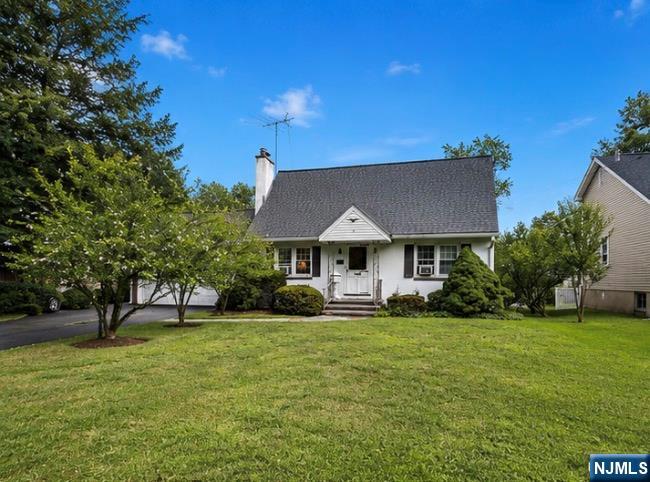 76 Linwood Avenue