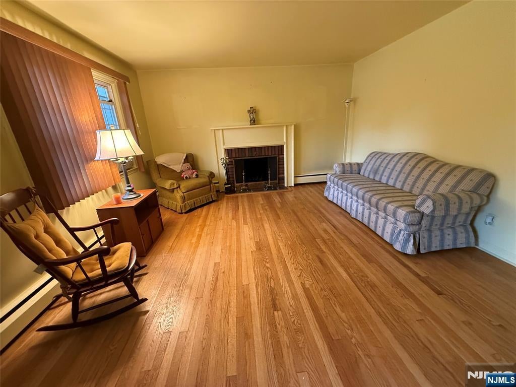 76 Linwood Avenue