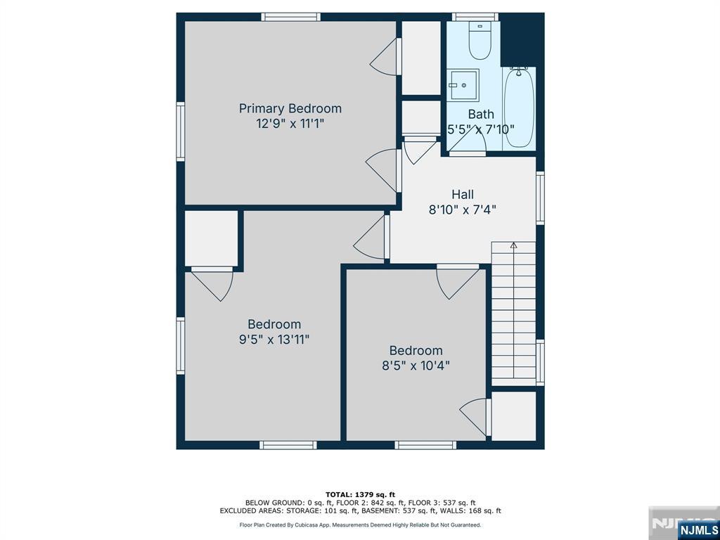 Main image without alt text