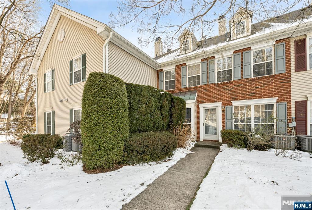 1037 Cumberland Court