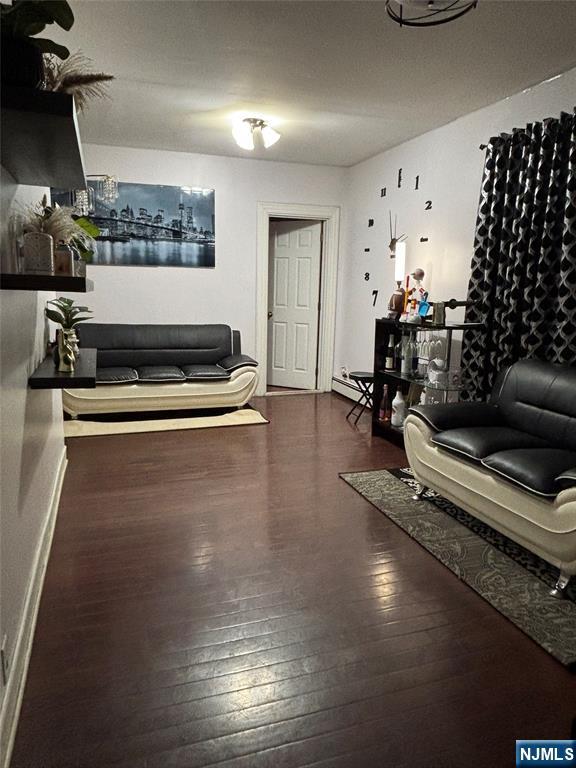 Paterson, New Jersey 07503, United States, 9 Bedrooms Bedrooms, ,4 BathroomsBathrooms,Residential,Pending,139579