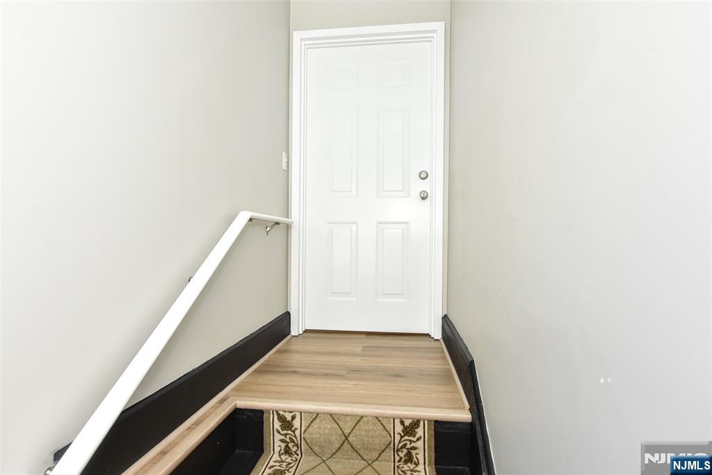 131 Woodside Avenue 2