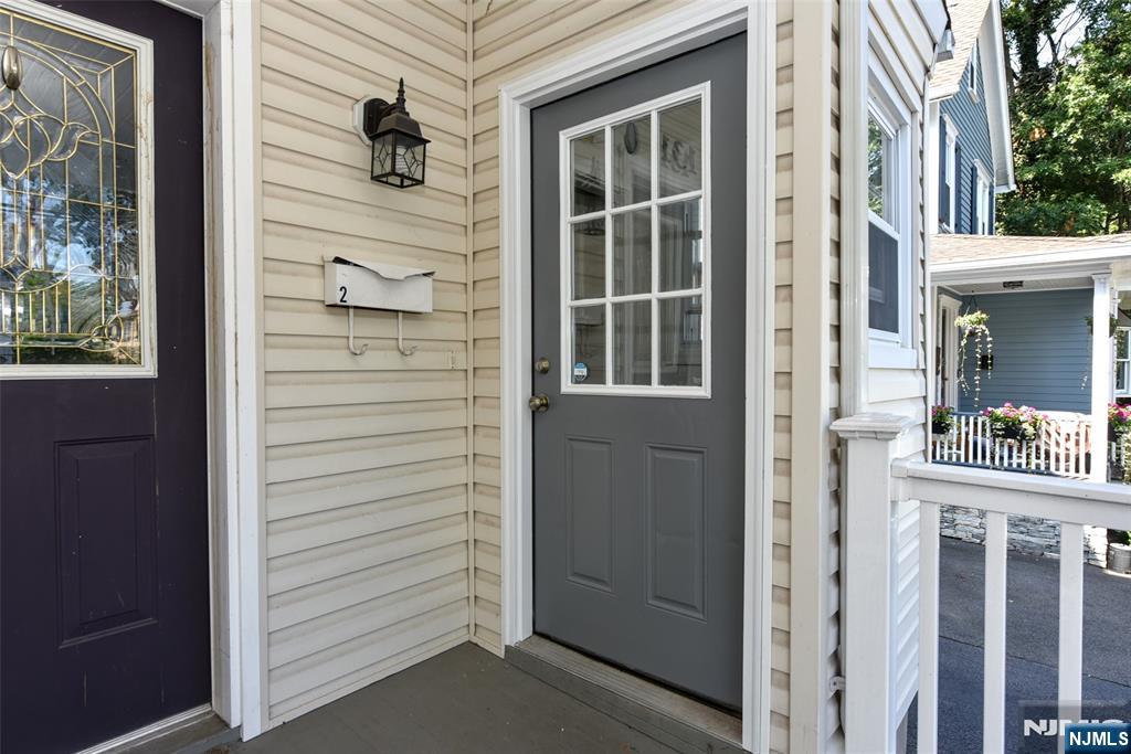 131 Woodside Avenue 2