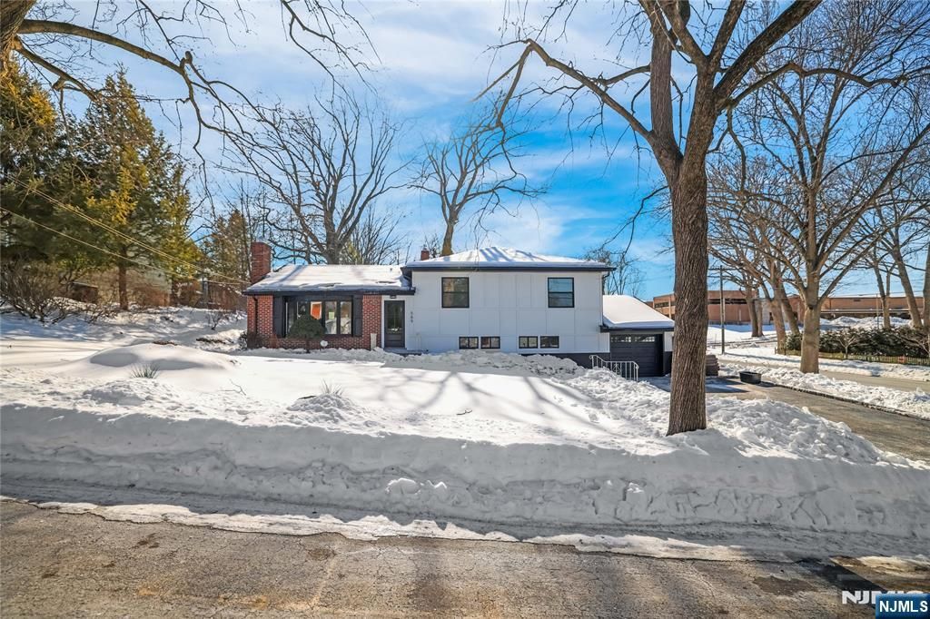 Photo of 589 Fletcher Avenue, Oradell, NJ 07649 (MLS # 26002519)