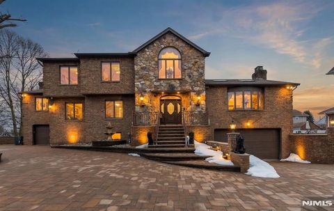 512 Van Bussum Avenue Garfield NJ 07026