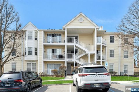 994 Boxwood Court Mahwah NJ 07430