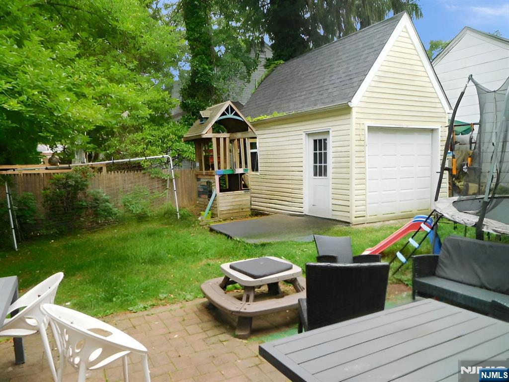 108 Sunset Lane