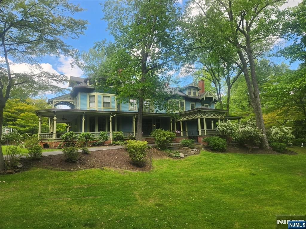 Photo of 40 Highland Avenue, Millburn, NJ 07078 (MLS # 25019446)