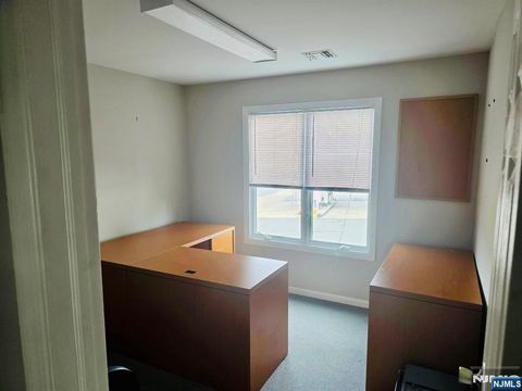 Photo of 22 Ridge Road #2nd Floor, Lyndhurst, NJ 07071 (MLS # 25037924)