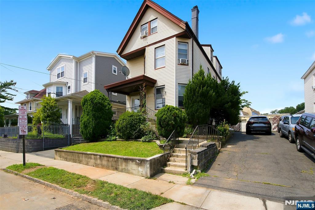 39 La France Avenue