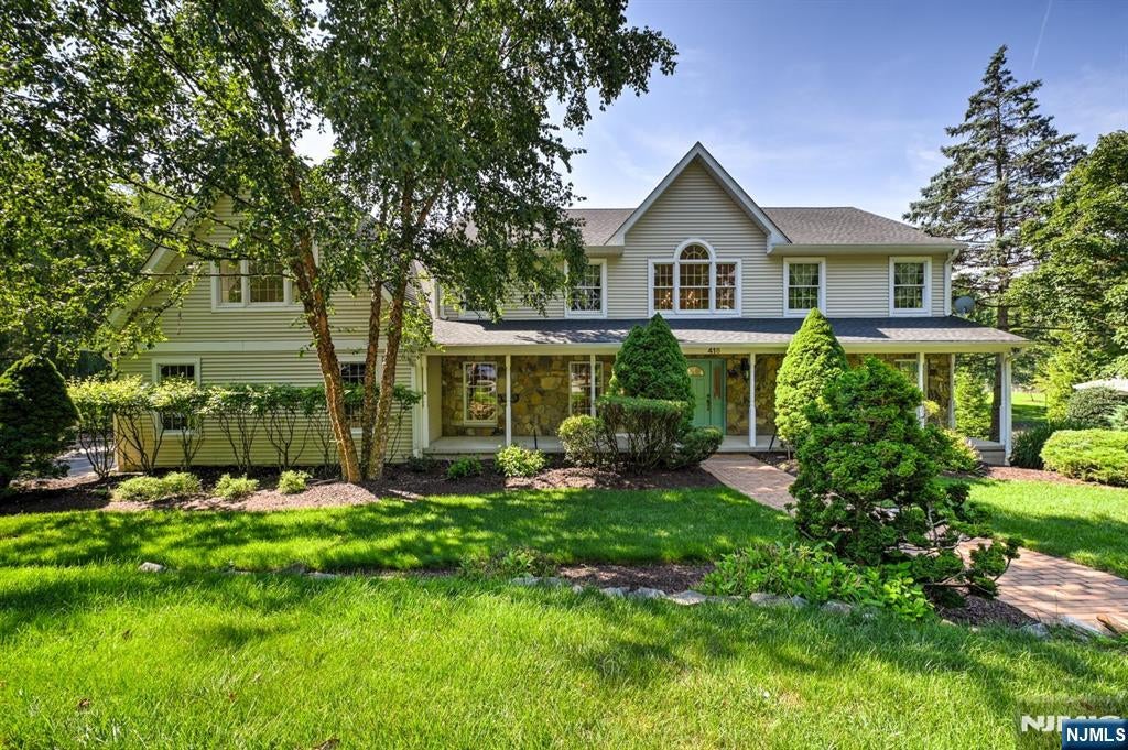 416 Hidden Valley Court