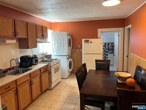 Photo of 673 Ringwood Ave, Wanaque, NJ 07465 (MLS # 25038505) Photo of 673 Ringwood Ave, Wanaque, NJ 07465 (MLS # 25038505)