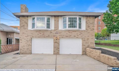 1027 Maple Avenue B (left side Ridgefield NJ 07657