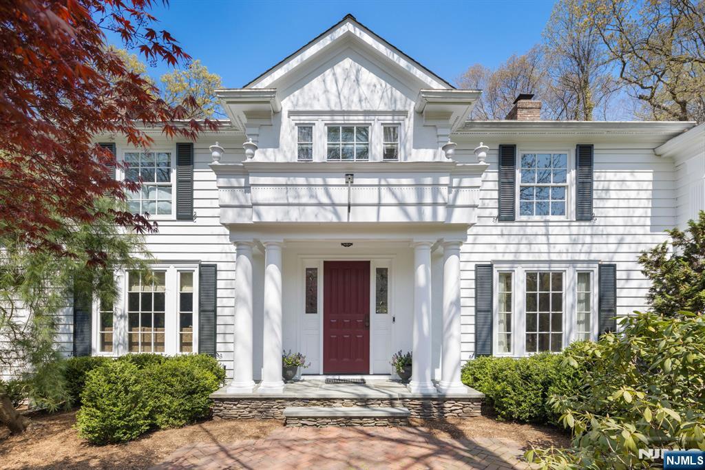 345 W Shore Drive