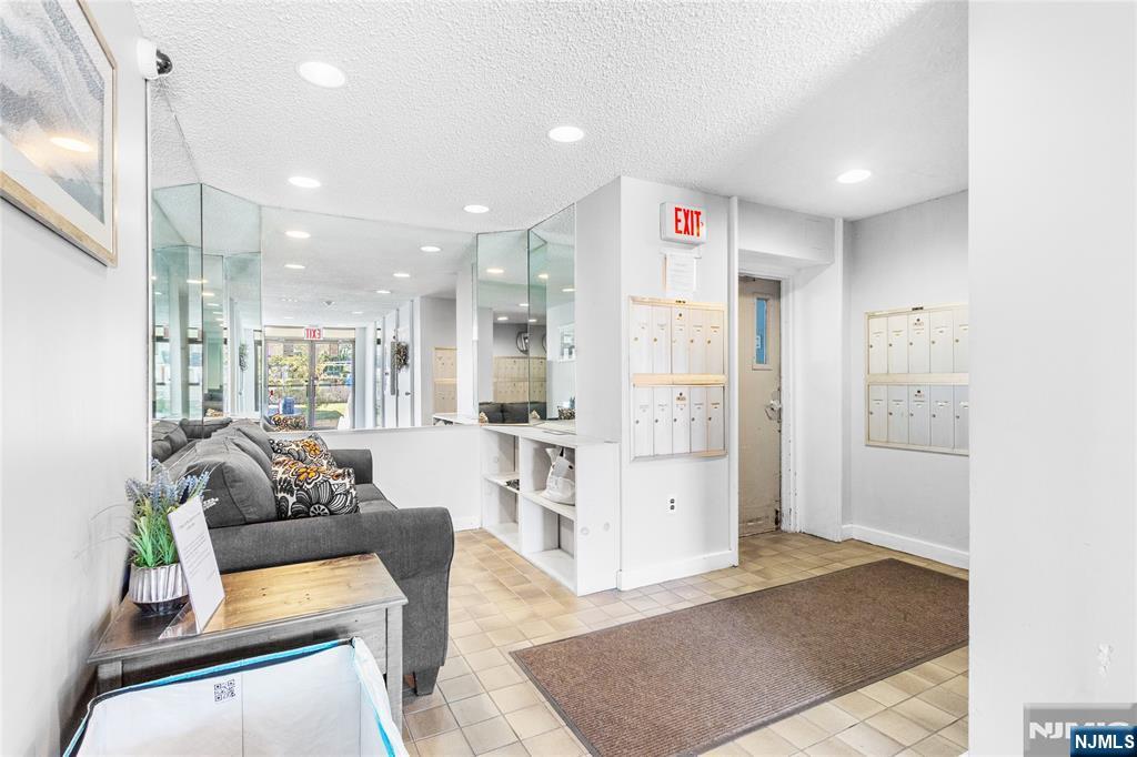 10 Orchard Street 1C