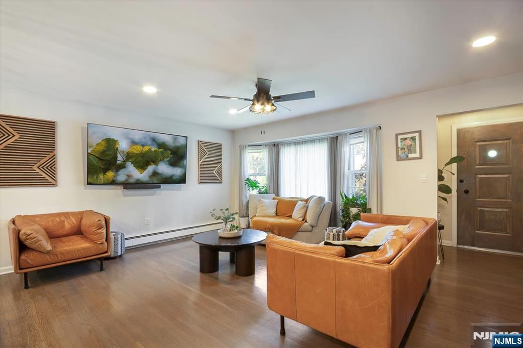 46 Leonard Drive