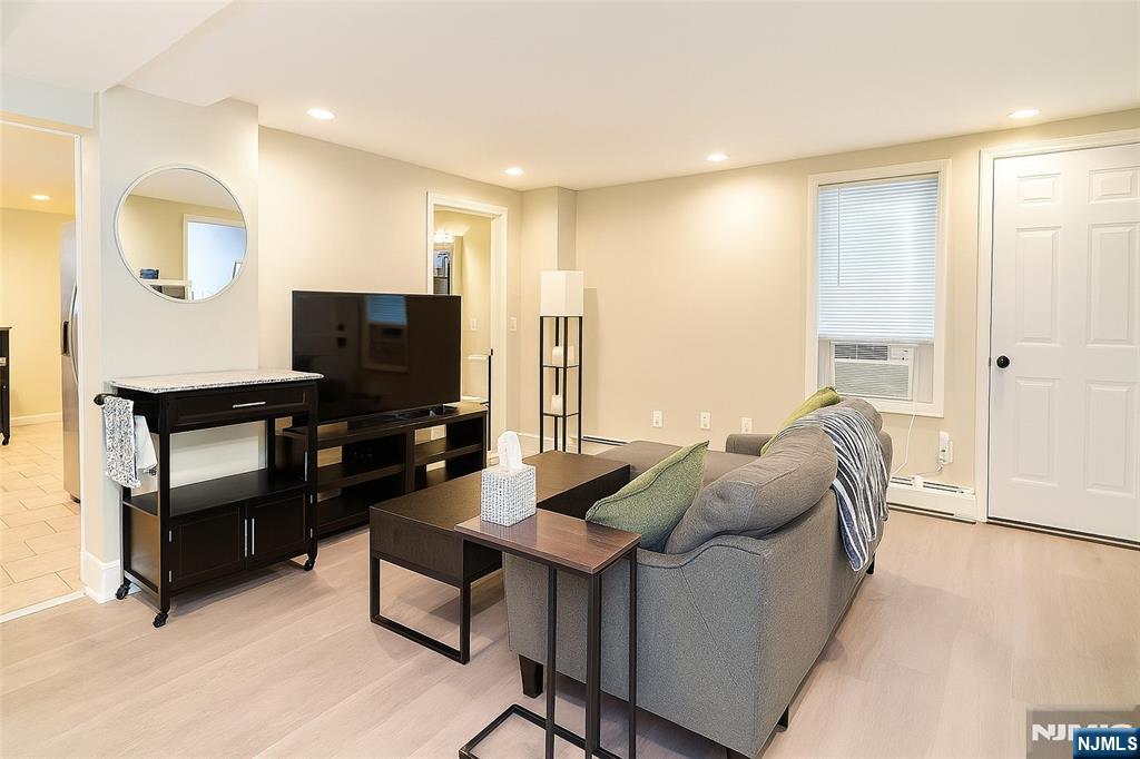 203 Livingston Street 1