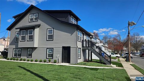 Photo of 19 Florence St #1, Englewood, NJ 07631 (MLS # 26008018)