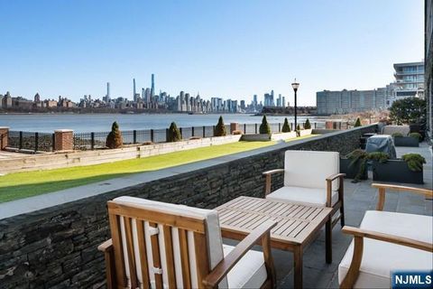 Photo of 9 Somerset Ln #118, Edgewater, NJ 07020 (MLS # 25037742)