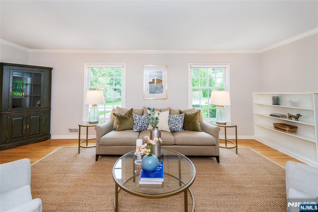 26 Cornell Way